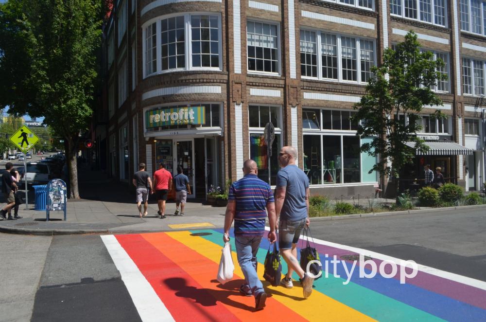 gay bars seattle capitol hill