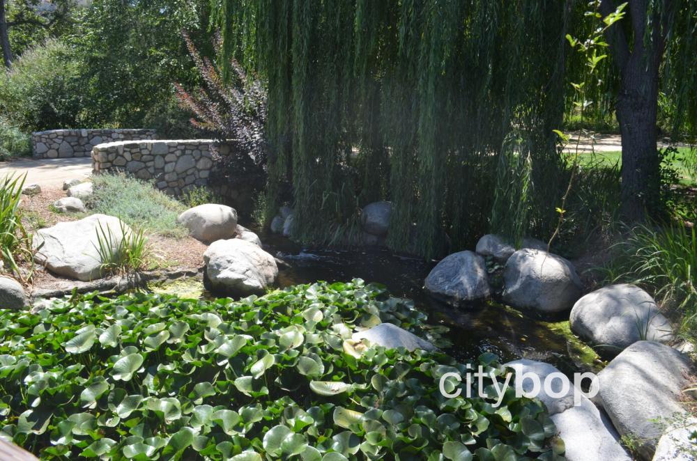 Descanso Gardens Stone Bridge