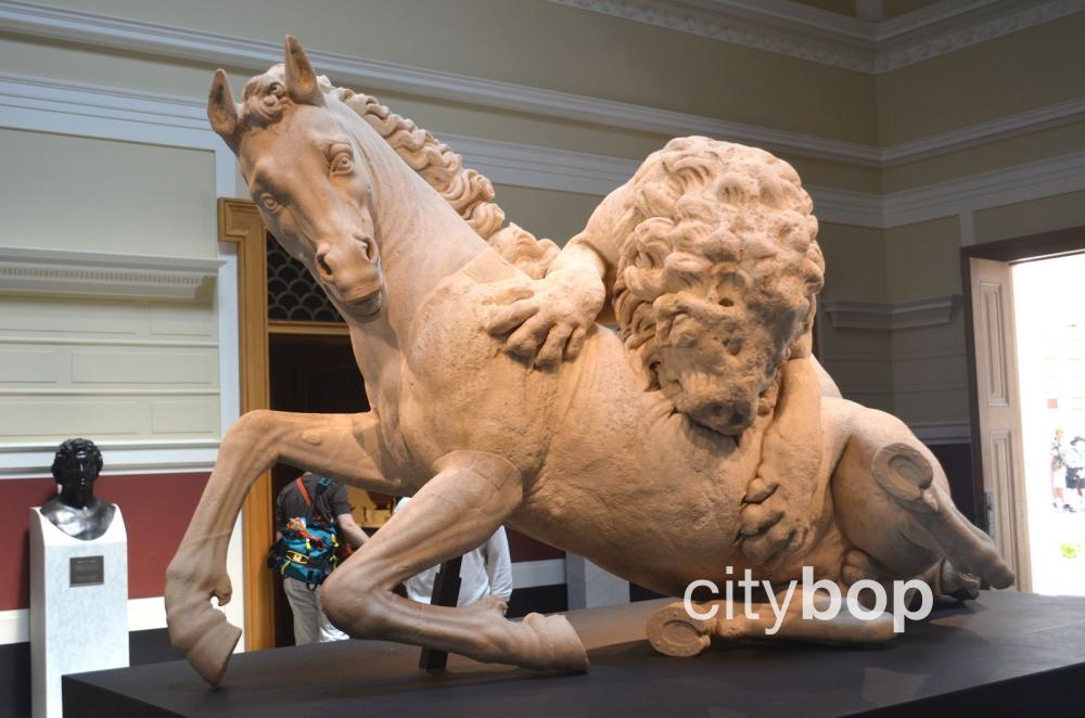 Getty Villa: ancient roman sculpture