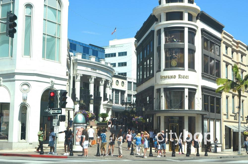 Affordable Shopping On Rodeo Drive