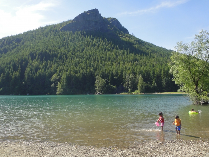 Rattlesnake Ridge and Lake