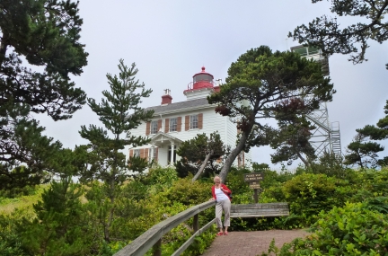 Yaquina Bay Lighthouse