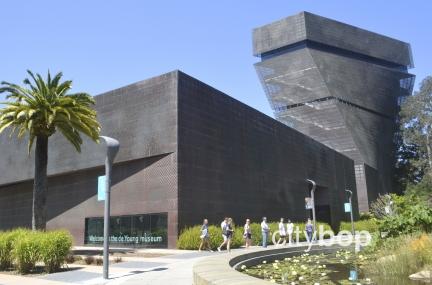 10 BEST Attractions at De Young Museum