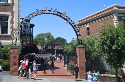 10 BEST Attractions at Ghirardelli Square